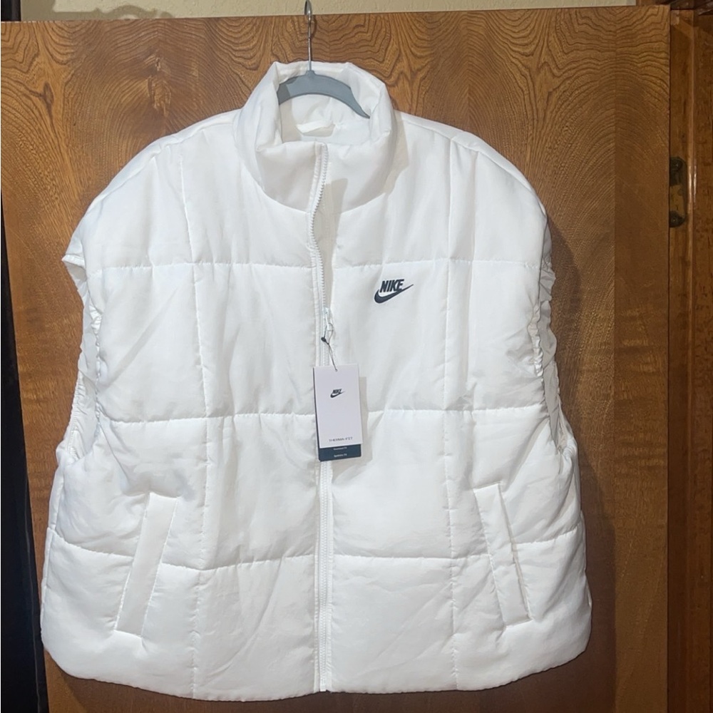 Nike Women's White Quilted Vest